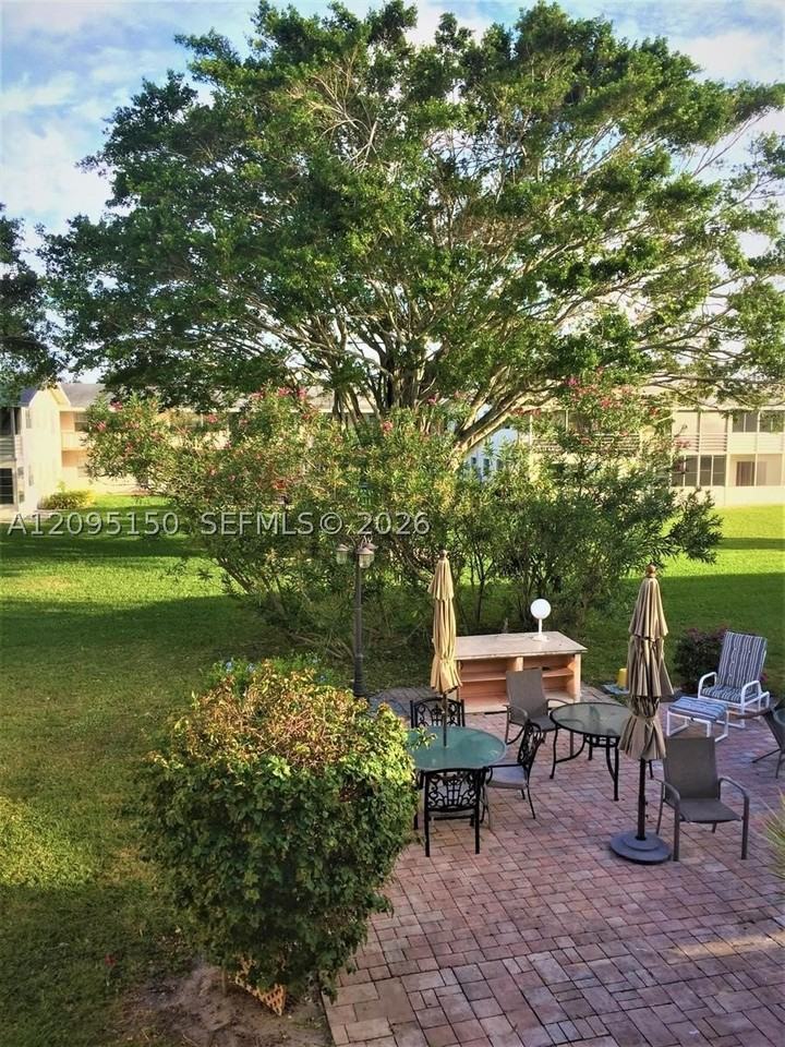 107 Canterbury E #107 - Photo 6 of 26