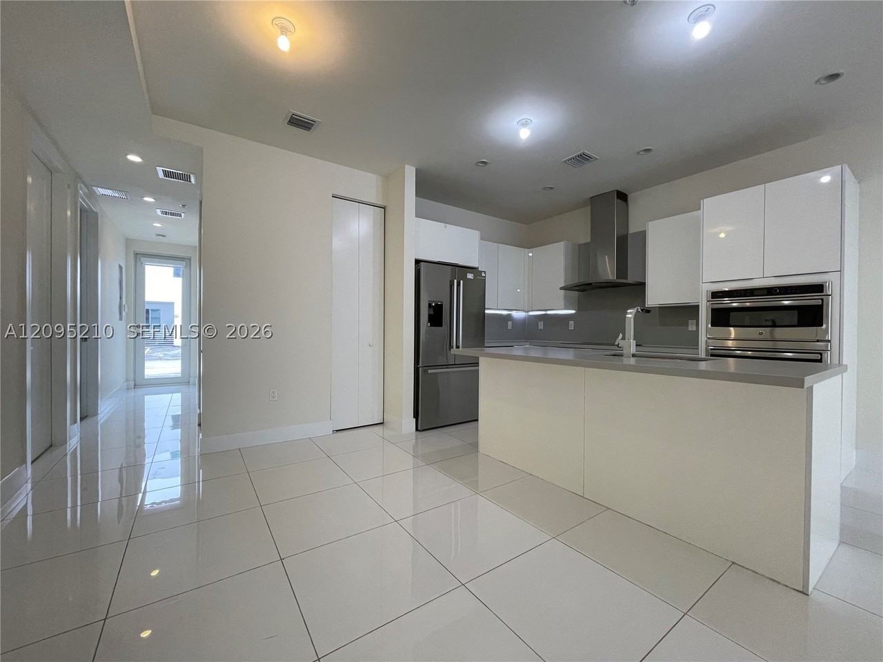 10225 Nw 63rd Ter #103 - Photo 6 of 29