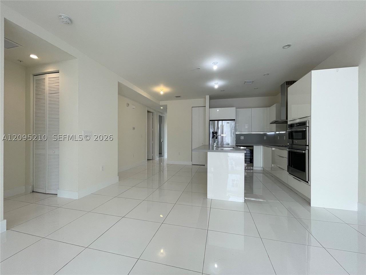10225 Nw 63rd Ter #103 - Photo 7 of 29