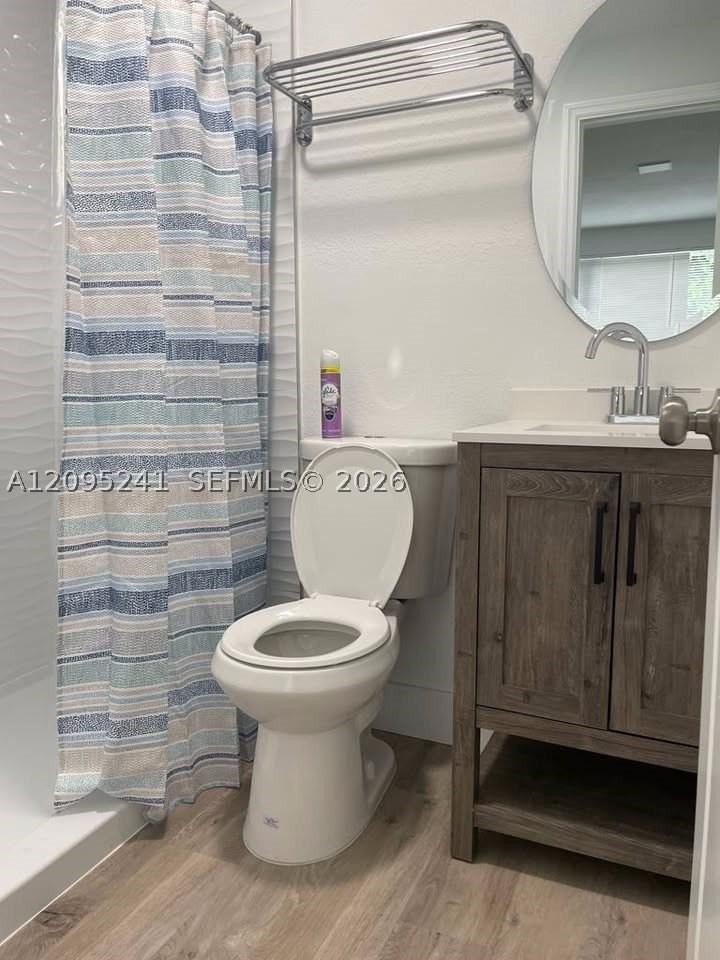 308 Nw 11th Ave #A - Photo 5 of 5