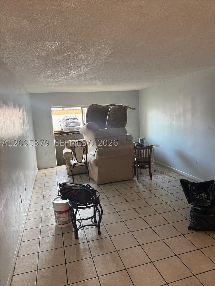 3710 Nw 21st St #109 - Photo 3 of 12