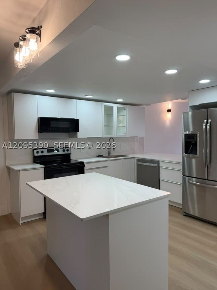 639 N University Dr #17 - Photo 7 of 9