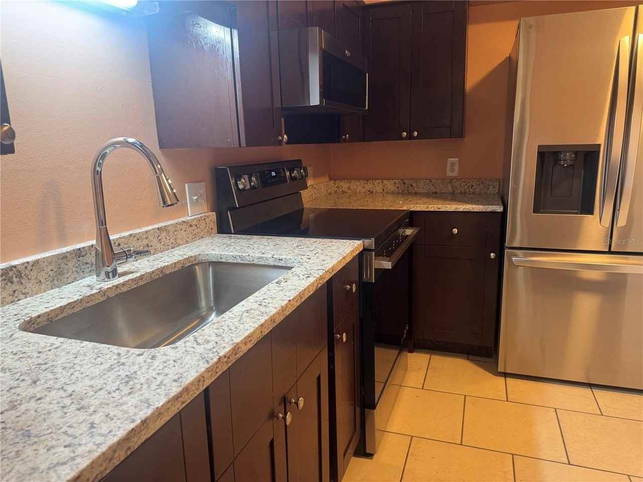 530 Briarwood Rd - Photo 7 of 35