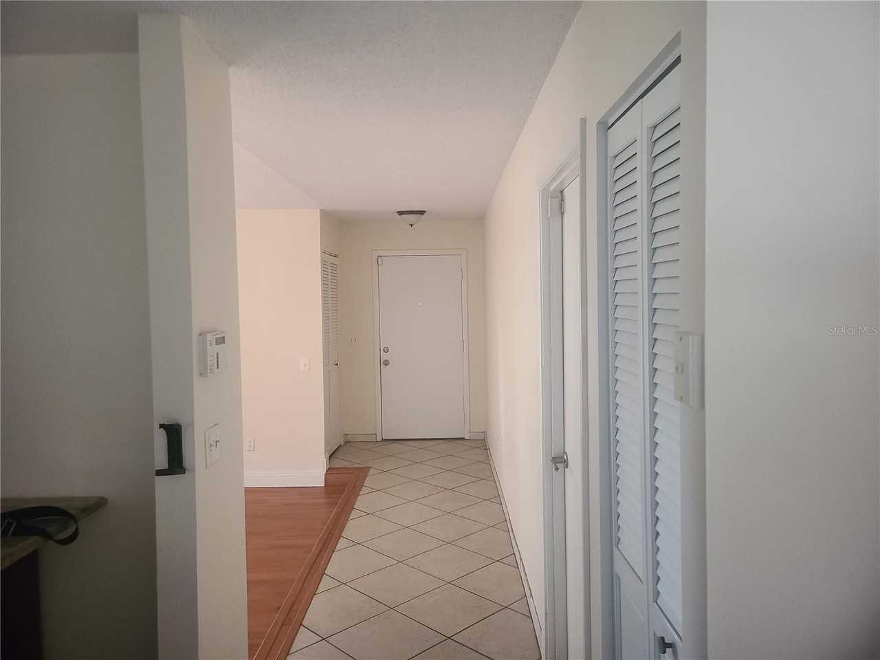 1125 Santa Cruz Way - Photo 3 of 21
