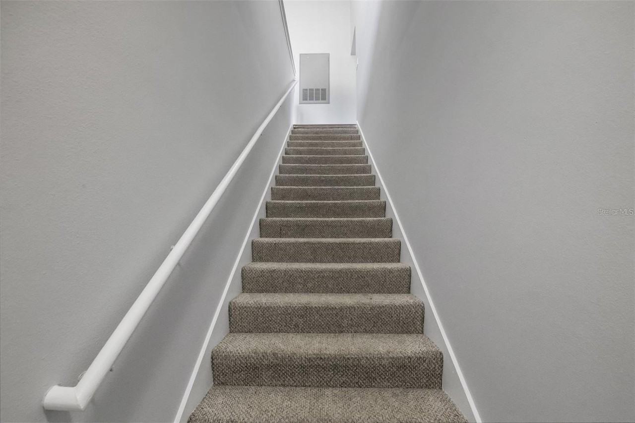 14226 Fredricksburg Dr #220 - Photo 4 of 31