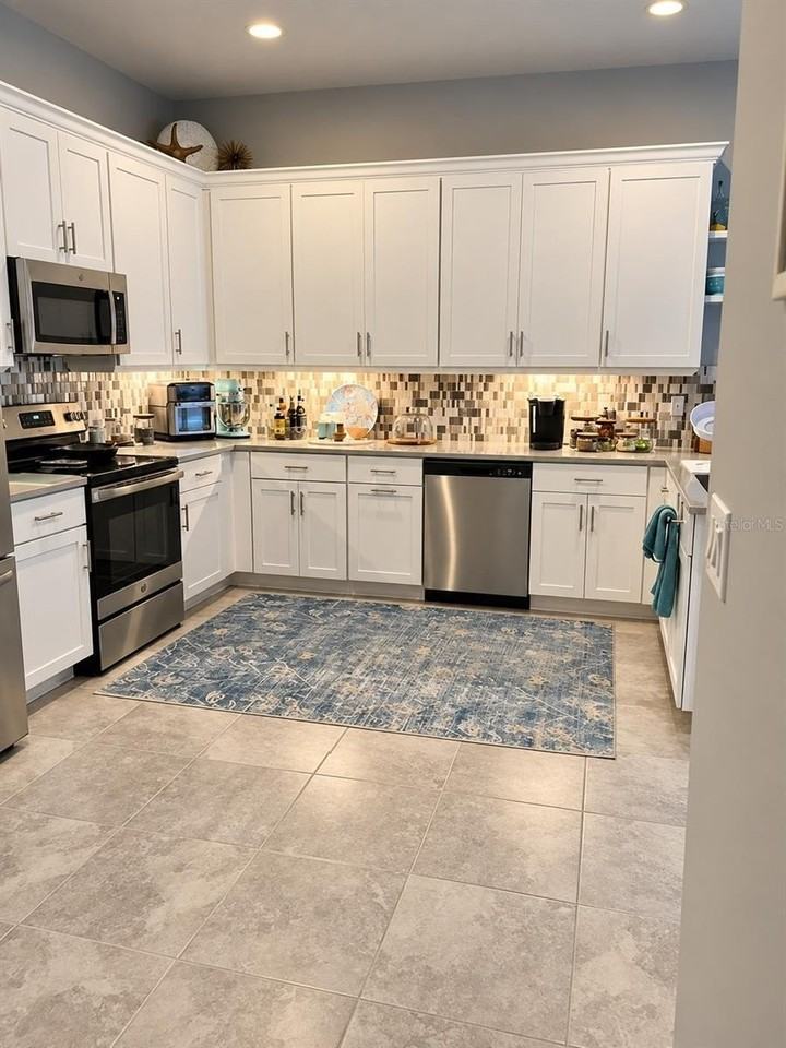 6309 Hanfield Dr - Photo 2 of 29