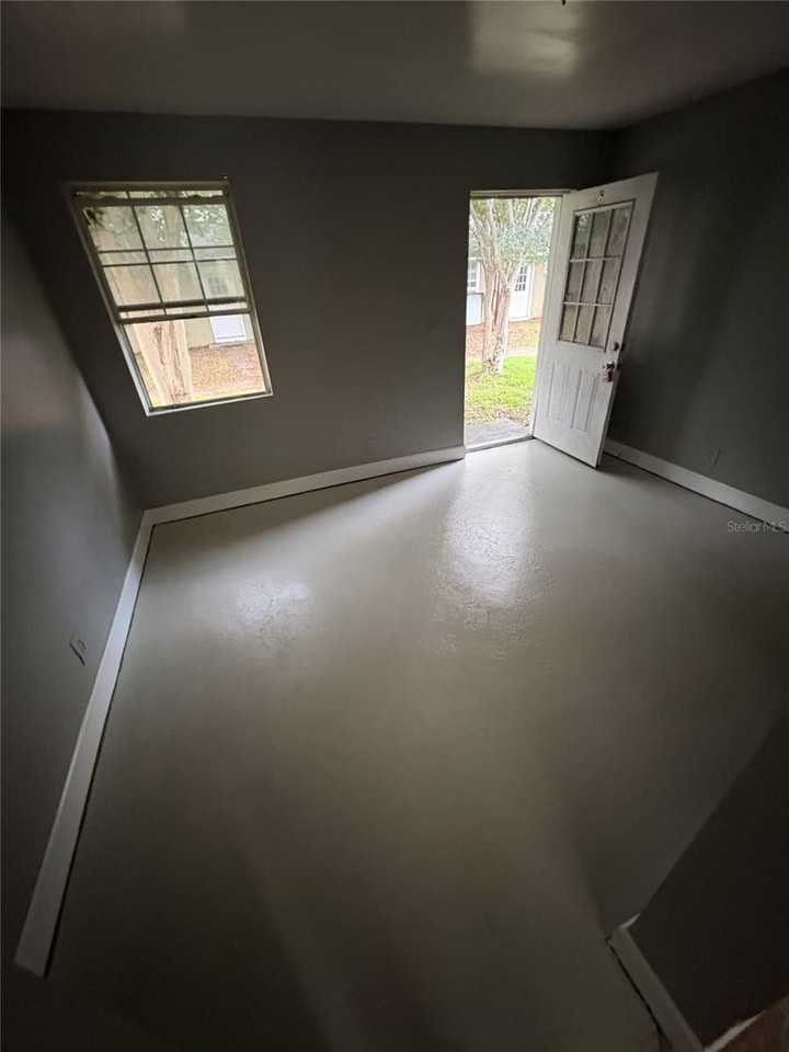 455 Pursley St #A4 - Photo 2 of 9