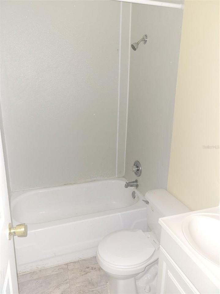 455 Pursley St #A4 - Photo 5 of 9