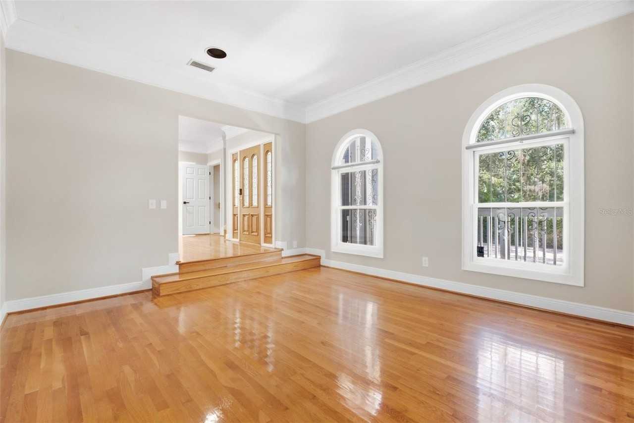 5812 Bayshore Blvd - Photo 7 of 39