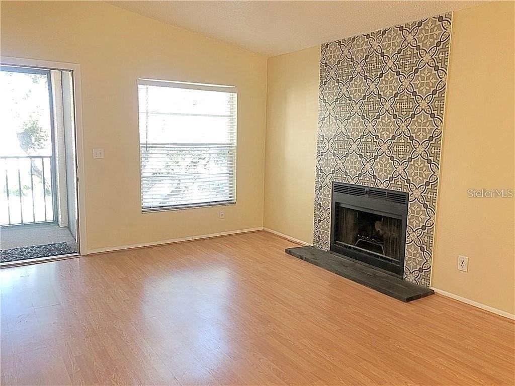 3455 Countryside Blvd #22 - Photo 4 of 22