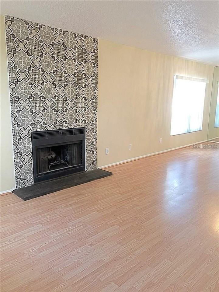 3455 Countryside Blvd #22 - Photo 5 of 22