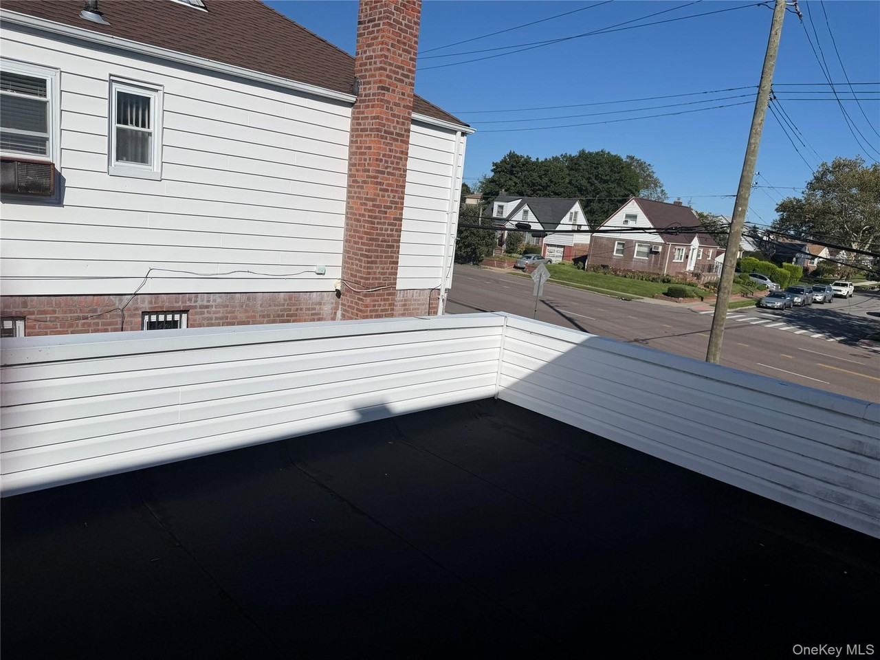 12908 Francis Lewis Blvd - Photo 6 of 8