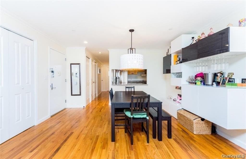 3800 Blackstone Ave #2S - Photo 3 of 11