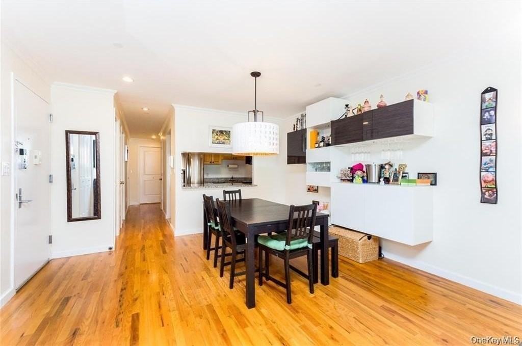 3800 Blackstone Ave #2S - Photo 4 of 11