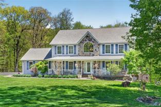 8 Apple Hill Dr - Photo 1 of 1