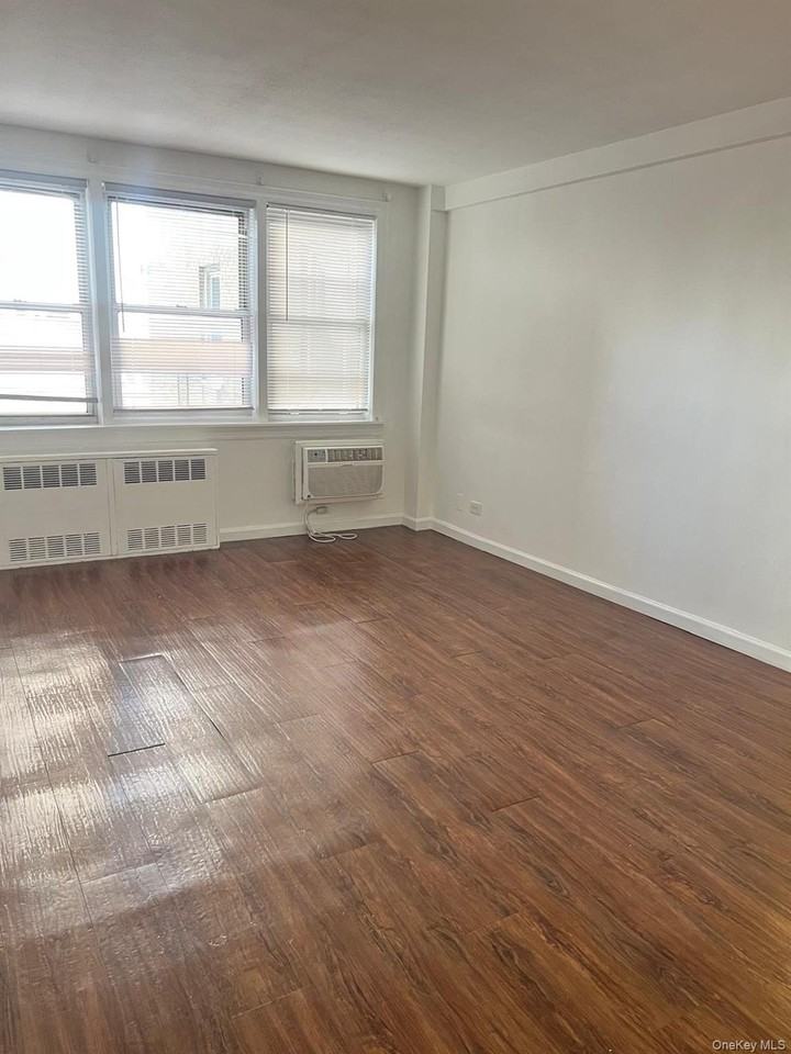 50 Bayard St #6X - Photo 4 of 9