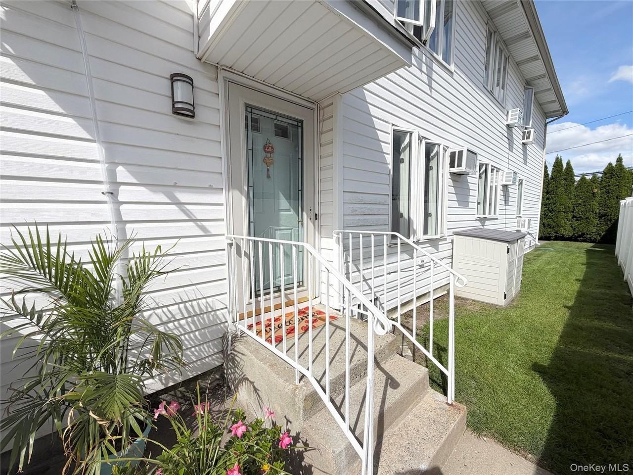367 E Pine St #1 - Photo 2 of 22