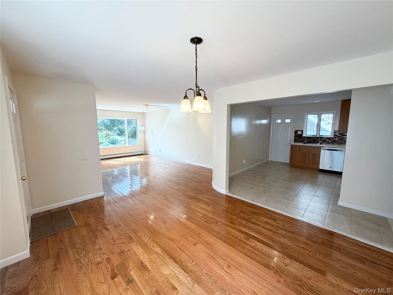 367 E Pine St #1 - Photo 3 of 22