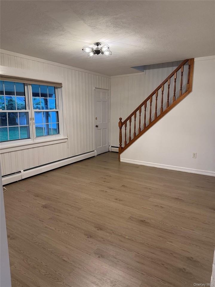 11 Acre Ln - Photo 3 of 9