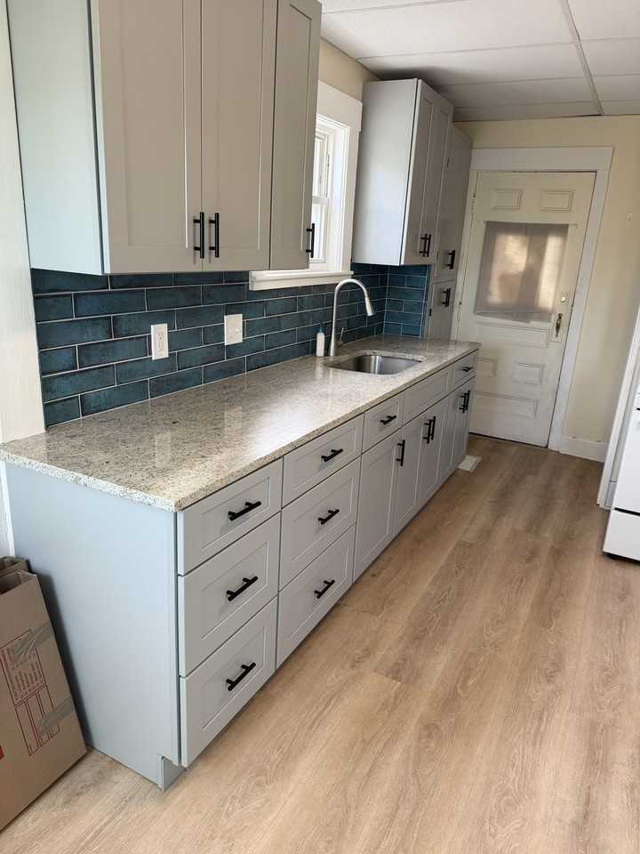 262 Oak Hill Rd #1R - Photo 6 of 14