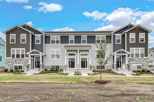 25647 W Wakefield Dr - Photo 1 of 1