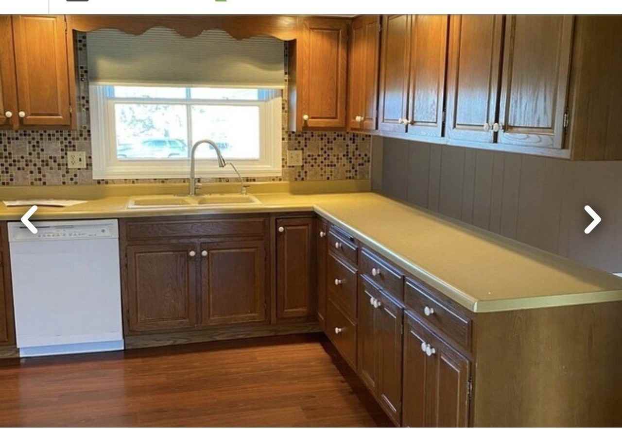 8105 Cloverdale Ln - Photo 7 of 34
