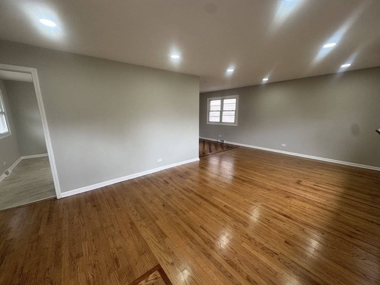 14475 Lincoln Ave - Photo 4 of 13