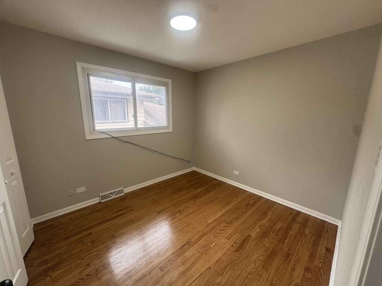 14475 Lincoln Ave - Photo 5 of 13