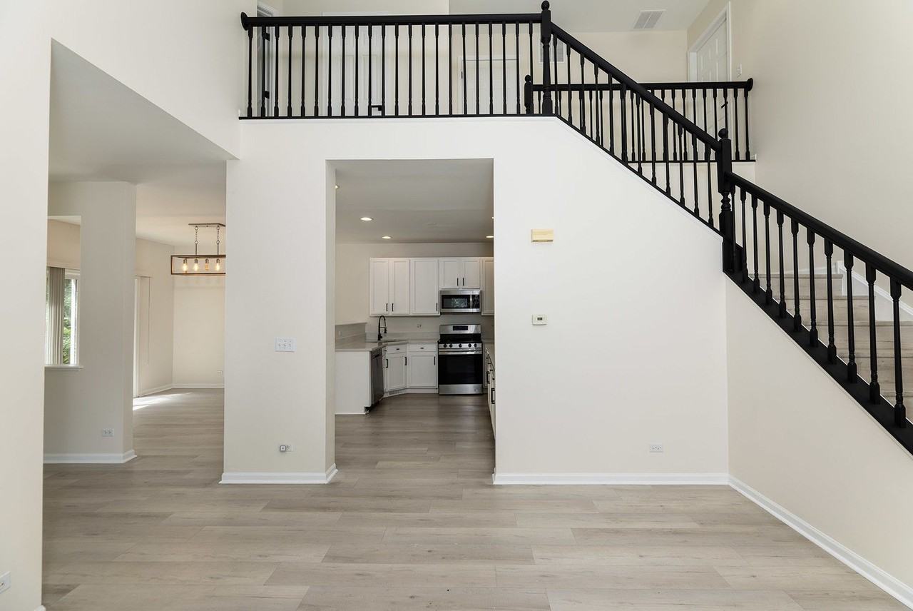 311 Abington Woods Dr #311 - Photo 7 of 36