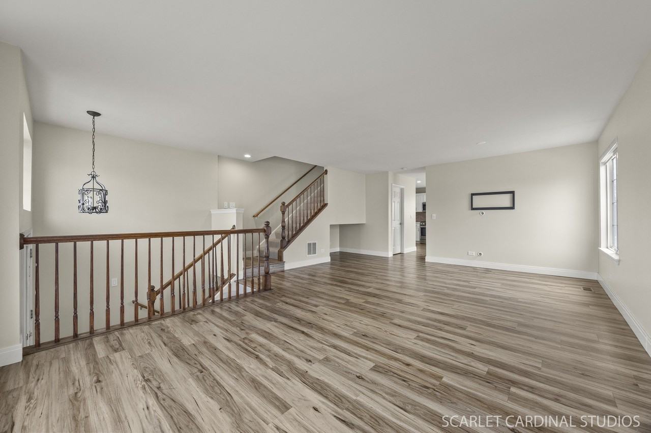 14529 Thomas Jefferson Dr - Photo 5 of 20