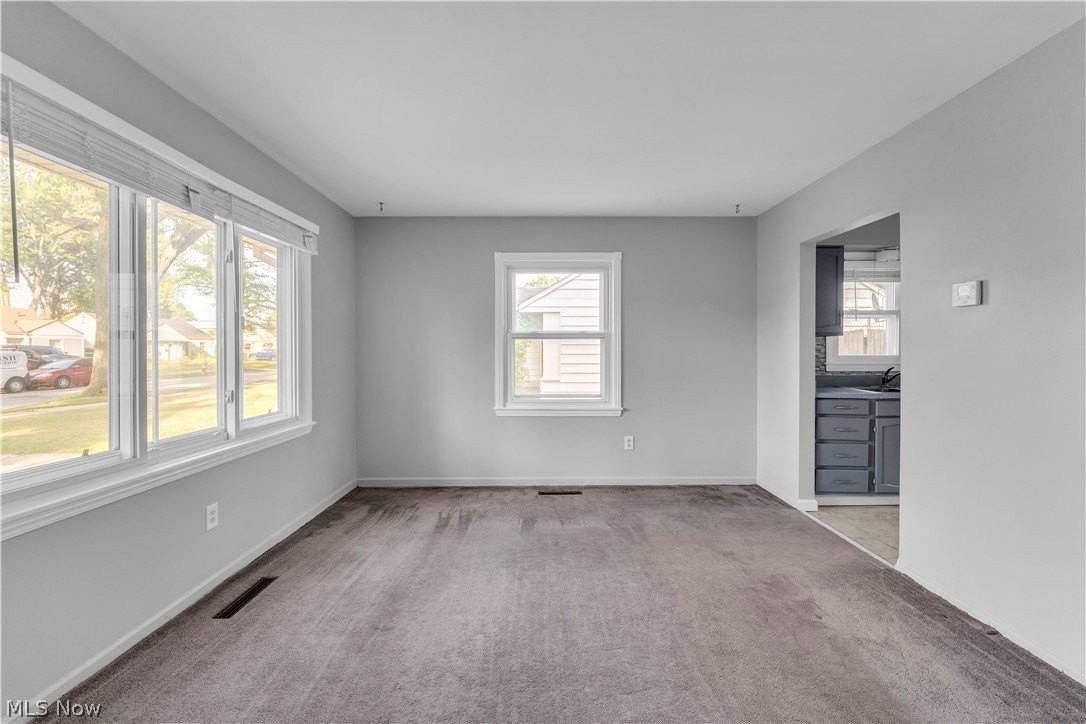 15701 Leigh Ellen Ave - Photo 5 of 18