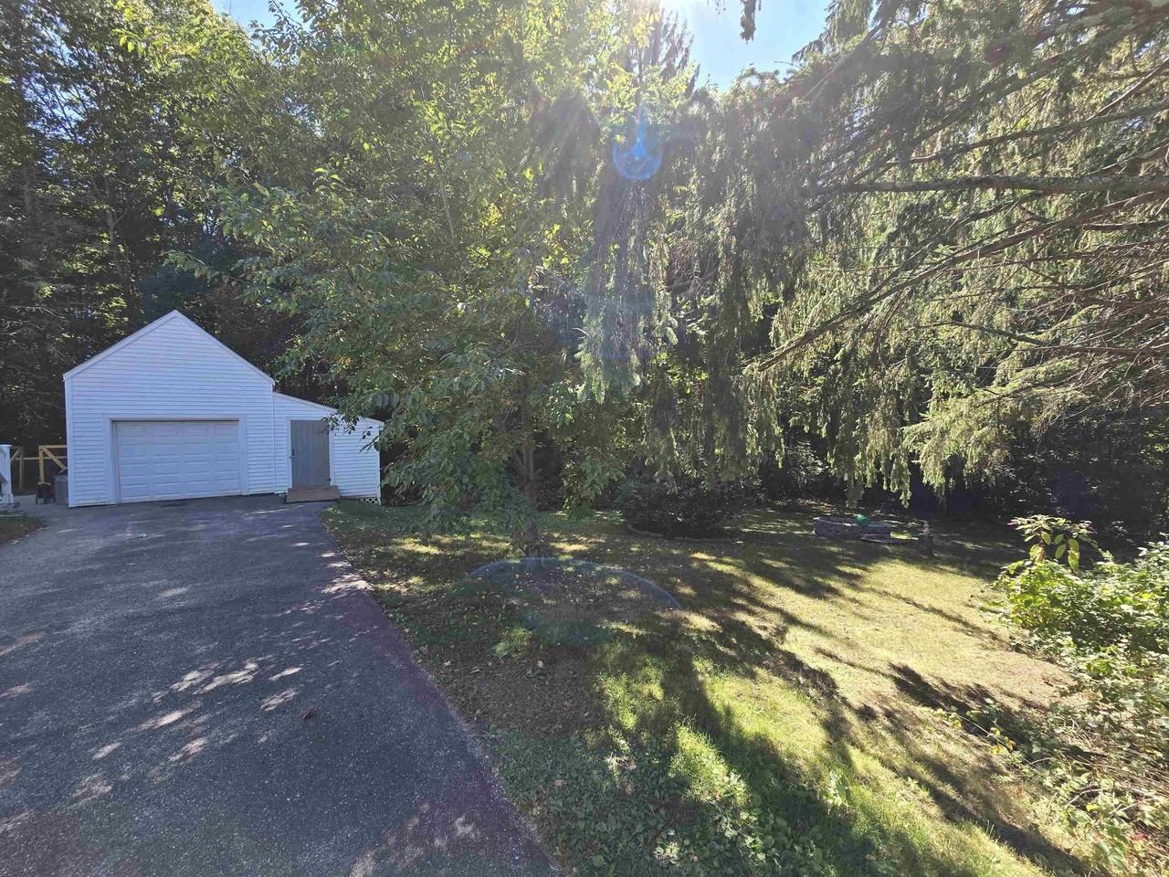 21 Willey St - Photo 4 of 27