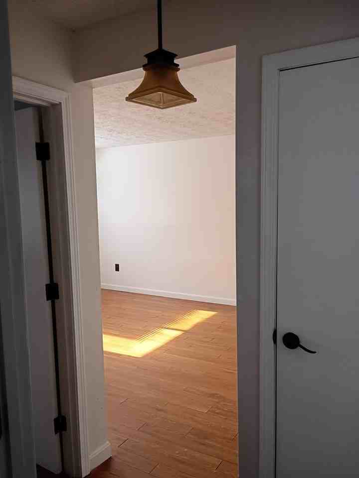 35 Log St - Photo 4 of 13
