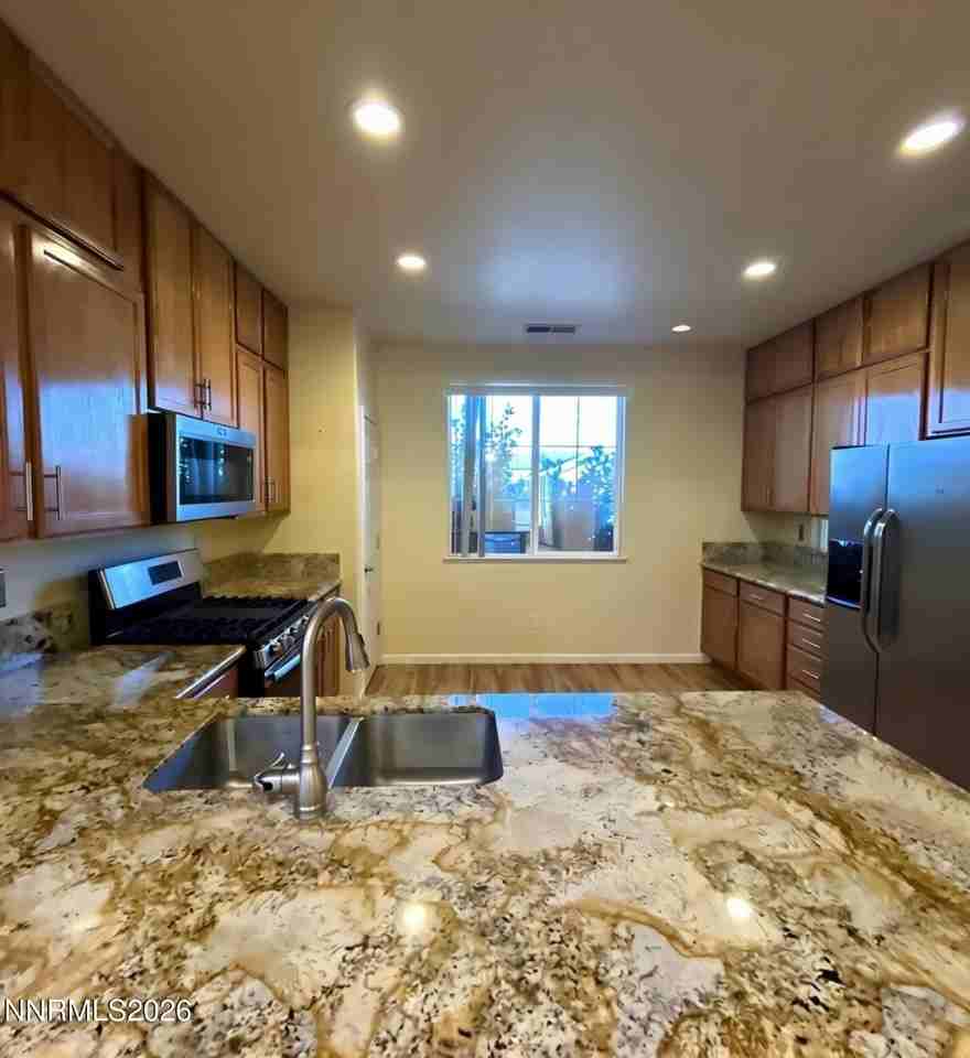 1351 Shadow Ln - Photo 4 of 16