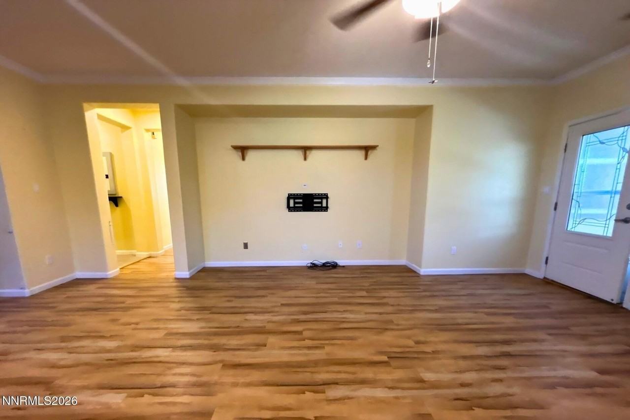 1351 Shadow Ln - Photo 6 of 16