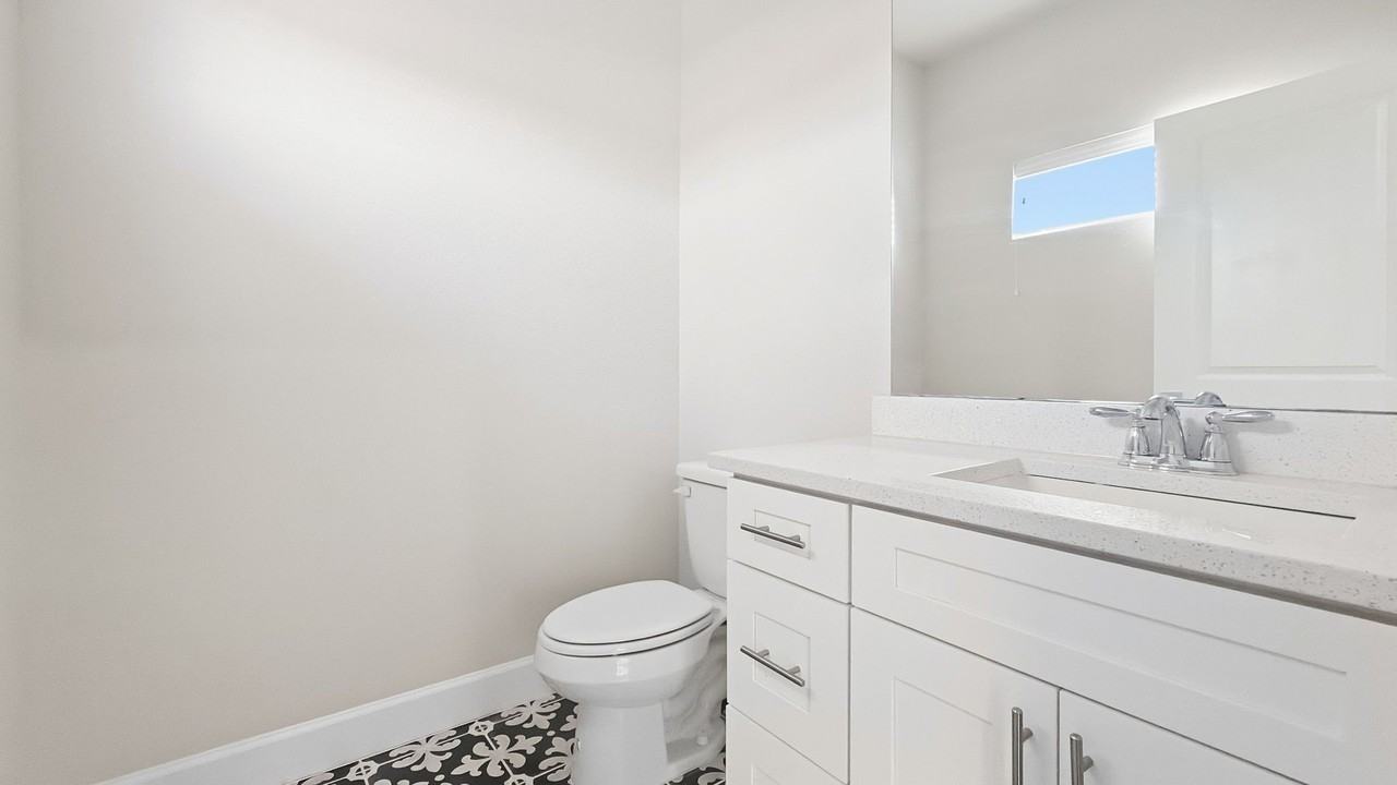 5713 Woodlands Dr - Photo 5 of 15