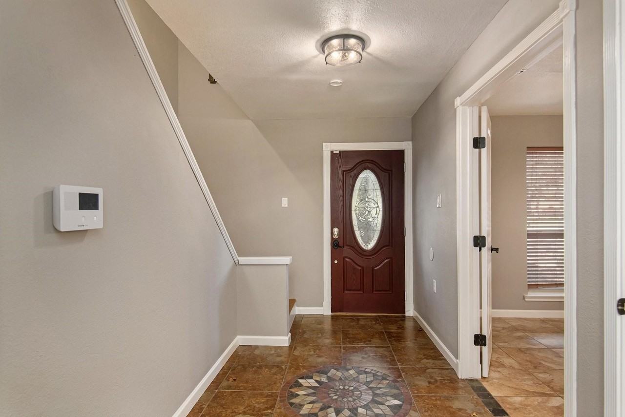 6509 Ponderosa Ln - Photo 4 of 21