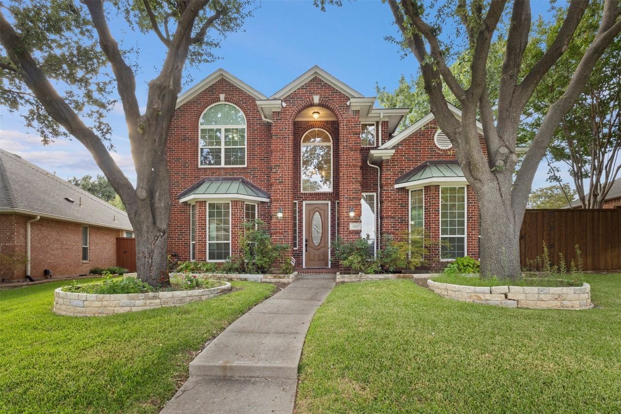3817 Peppertree Dr - Photo 2 of 28