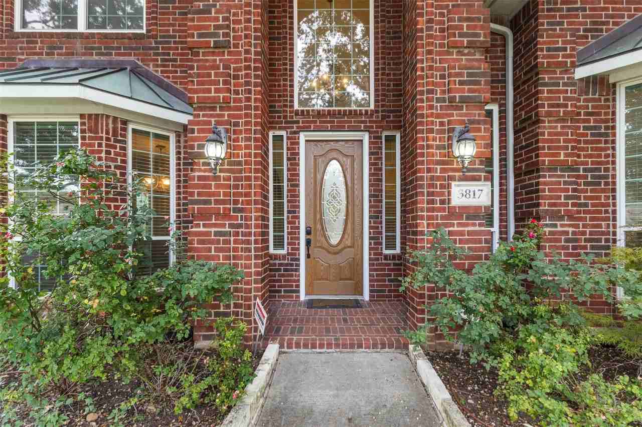 3817 Peppertree Dr - Photo 3 of 28
