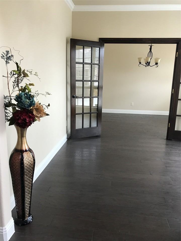3611 Mohan Ct - Photo 3 of 28