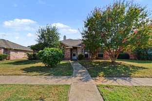 1306 Woodmont Dr - Photo 1 of 1