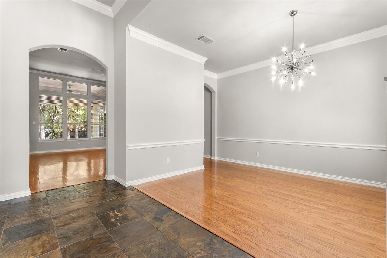 12416 Water Oak Dr - Photo 3 of 31