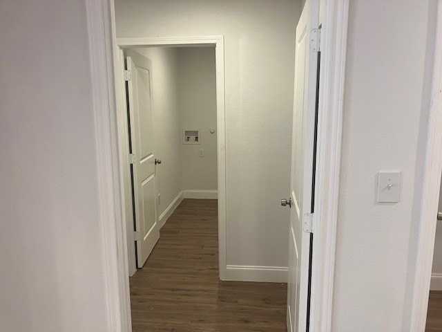 506 Jonathan St - Photo 4 of 11