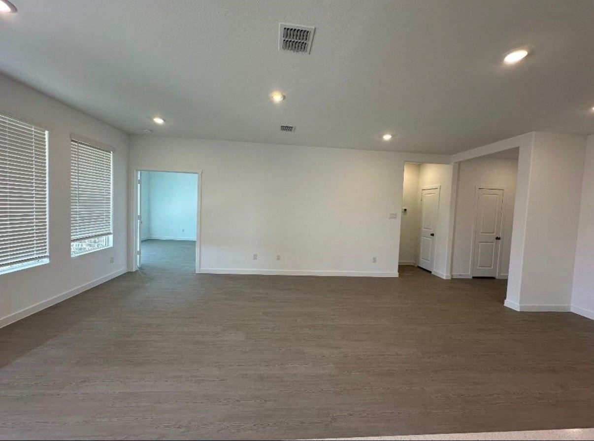1316 Rockwell Dr - Photo 5 of 26