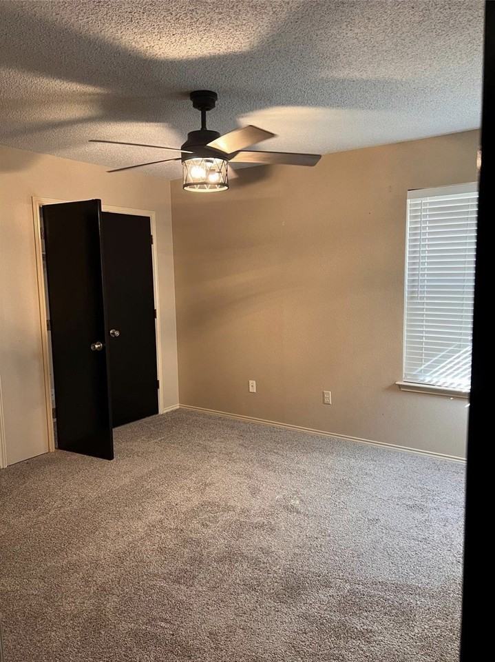 2828 Inniswood Cir - Photo 4 of 5