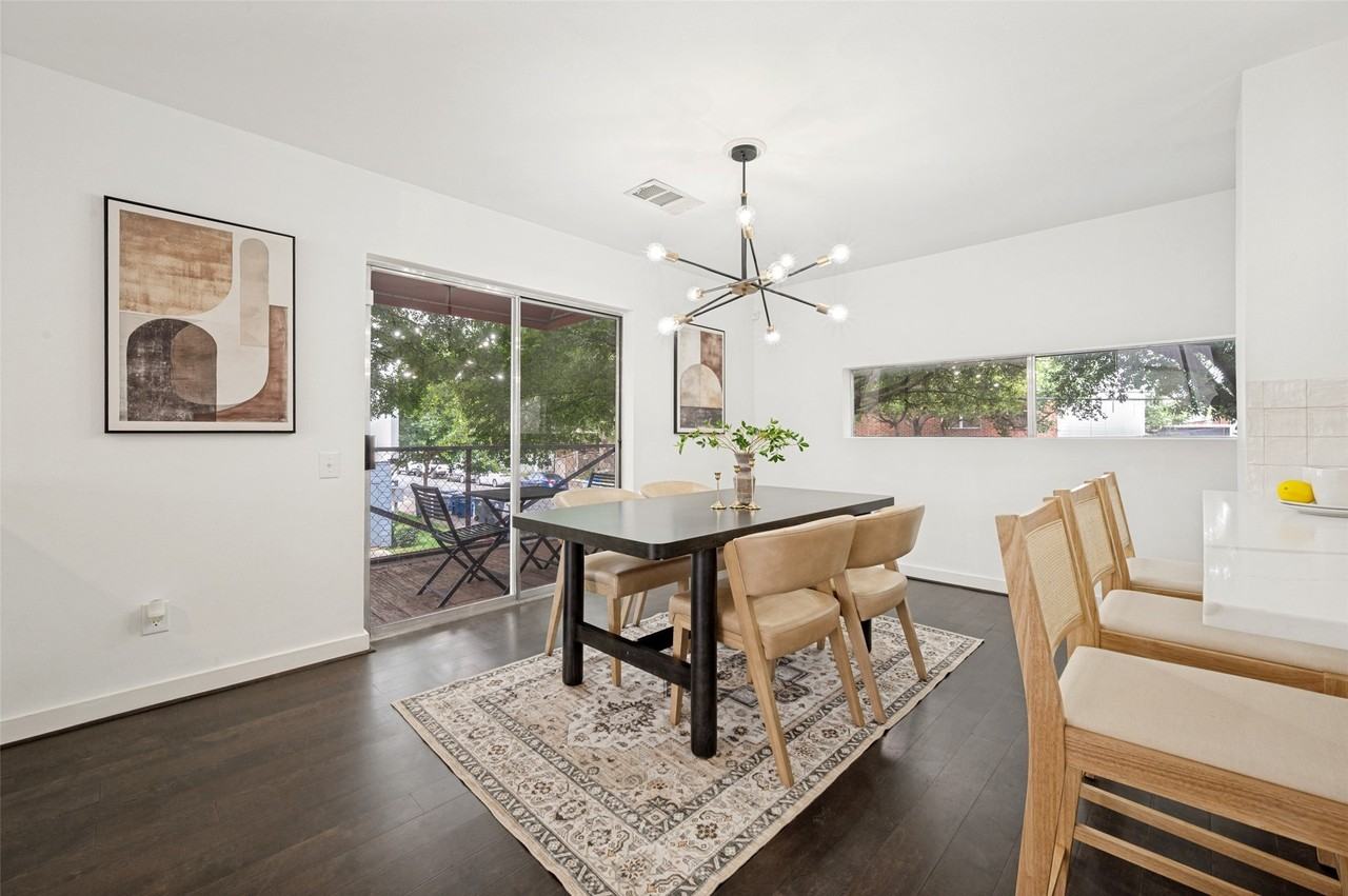 3828 San Jacinto St - Photo 4 of 29