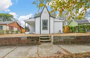 featured image of 708 W Day St