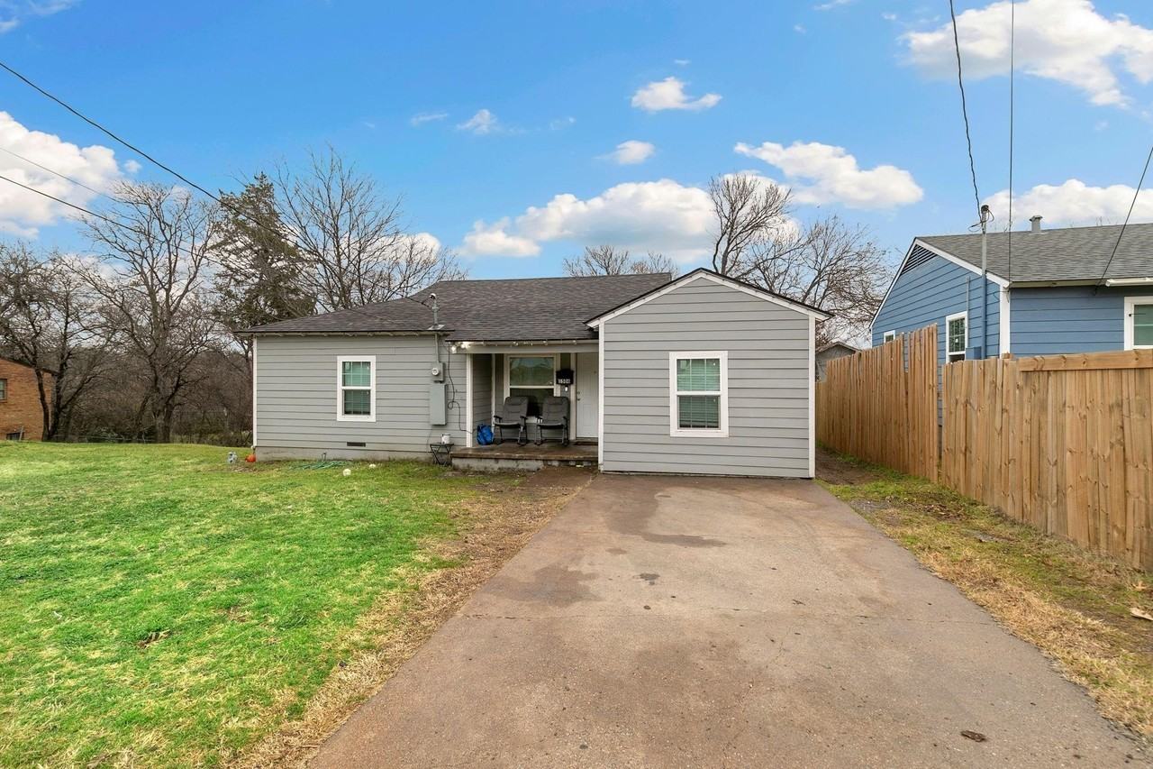 1506 E Waco Ave - Photo 2 of 27