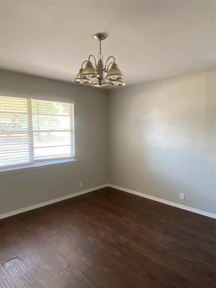 417 Goldwood Dr - Photo 5 of 14
