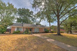 801 Canyon Ridge Dr - Photo 1 of 1